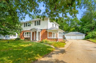 5048 N Riverview Drive, Kalamazoo, MI 49004