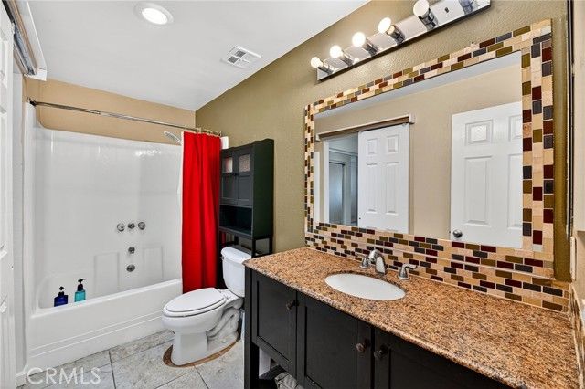 2501 S El Camino Real 204, San Clemente, CA 92672