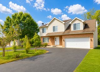 1462 Glen Ellyn Road, Glendale Heights, IL 60139