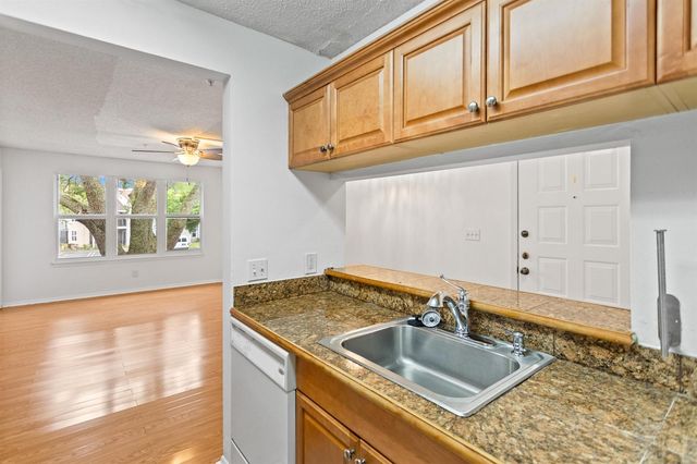 2317 N Congress Avenue 24, Boynton Beach, FL 33426
