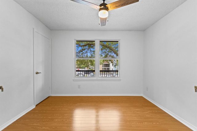 2317 N Congress Avenue 24, Boynton Beach, FL 33426