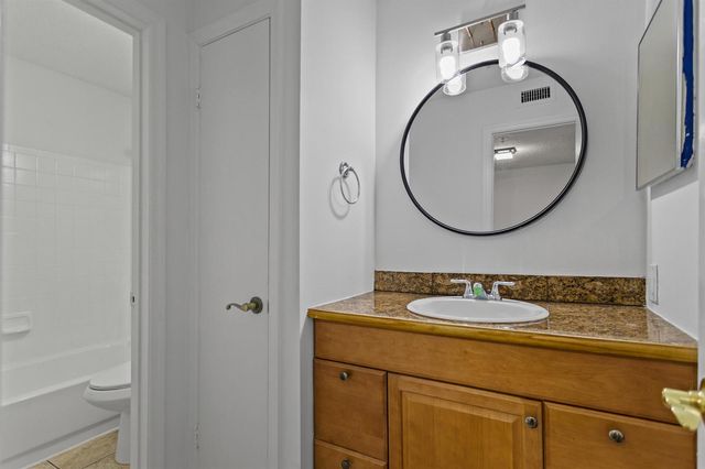 2317 N Congress Avenue 24, Boynton Beach, FL 33426