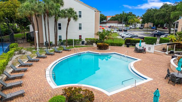 2317 N Congress Avenue 24, Boynton Beach, FL 33426