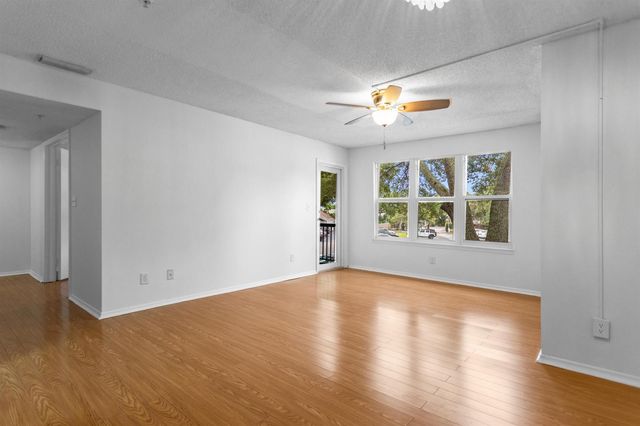 2317 N Congress Avenue 24, Boynton Beach, FL 33426