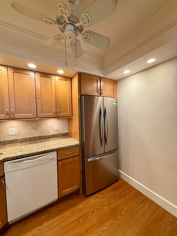 101 Briny Avenue 906, Pompano Beach, FL 33062