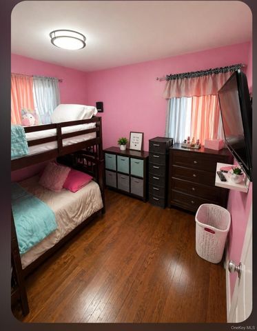 367 Erlanger Boulevard, North Babylon, NY 11703