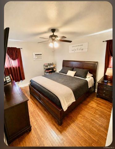 367 Erlanger Boulevard, North Babylon, NY 11703