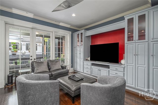 3 E Gordon Street, Savannah, GA 31401