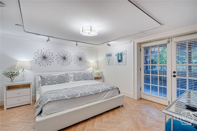 3 E Gordon Street, Savannah, GA 31401