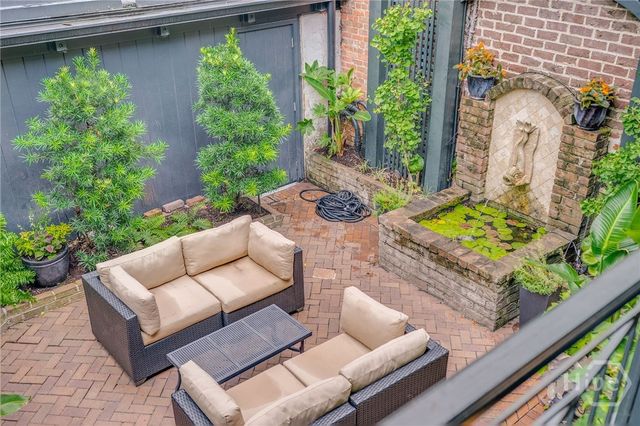 3 E Gordon Street, Savannah, GA 31401