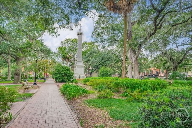 3 E Gordon Street, Savannah, GA 31401