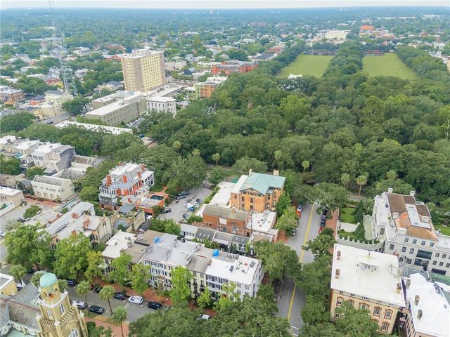 3 E Gordon Street, Savannah, GA 31401