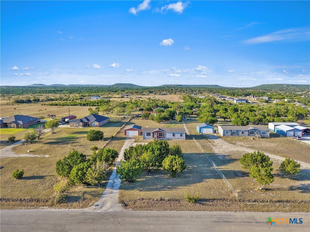 5185 County Road 3300, Kempner, TX 76539