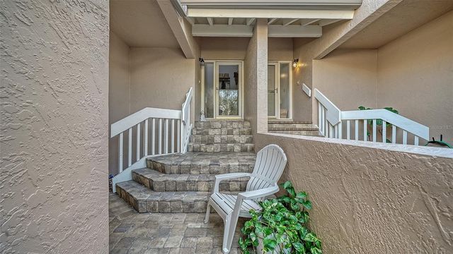 5260 HERON WAY 202, Sarasota, FL 34231