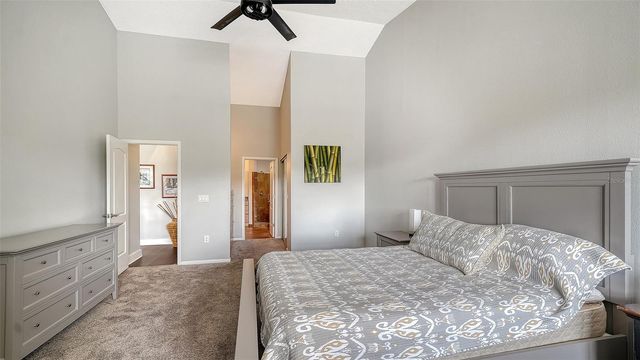 5260 HERON WAY 202, Sarasota, FL 34231