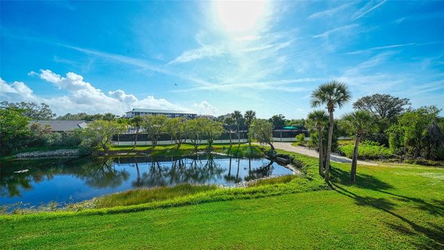 5260 HERON WAY 202, Sarasota, FL 34231
