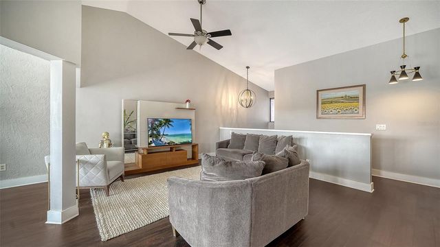 5260 HERON WAY 202, Sarasota, FL 34231