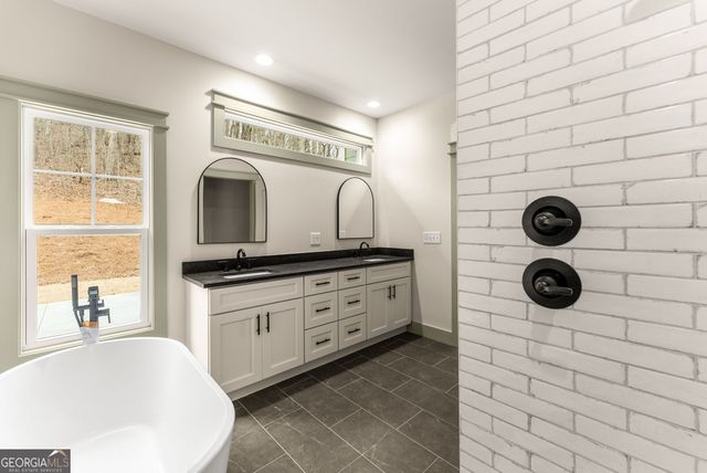 24 Teel Mountain Drive, Cleveland, GA 30528