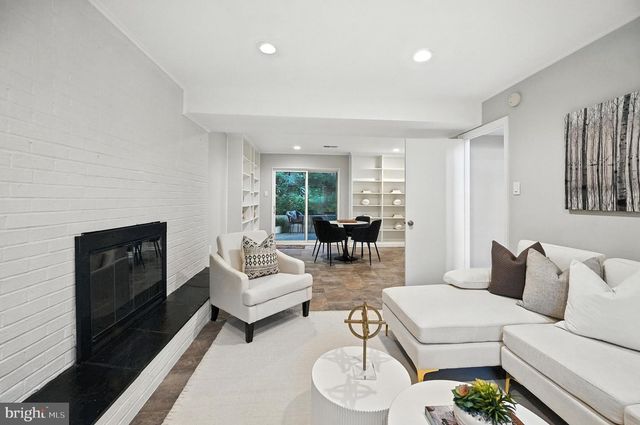 4835 9TH ST S, Arlington, VA 22204