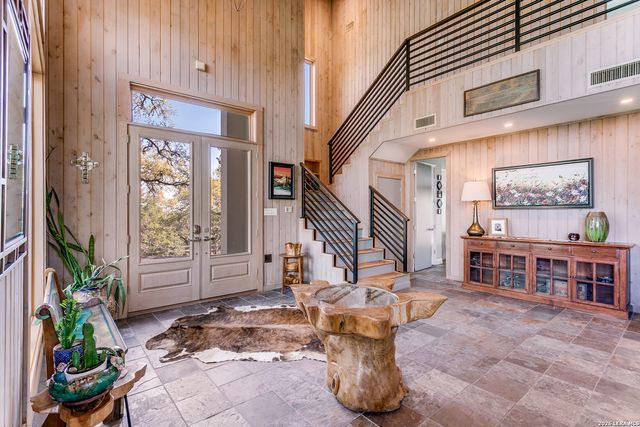 27359 Smithson Valley, San Antonio, TX 78261