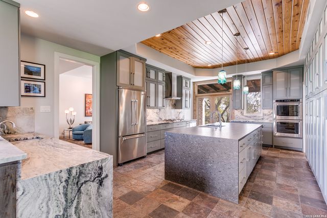 27359 Smithson Valley, San Antonio, TX 78261