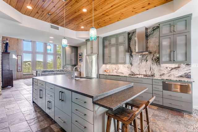 27359 Smithson Valley, San Antonio, TX 78261