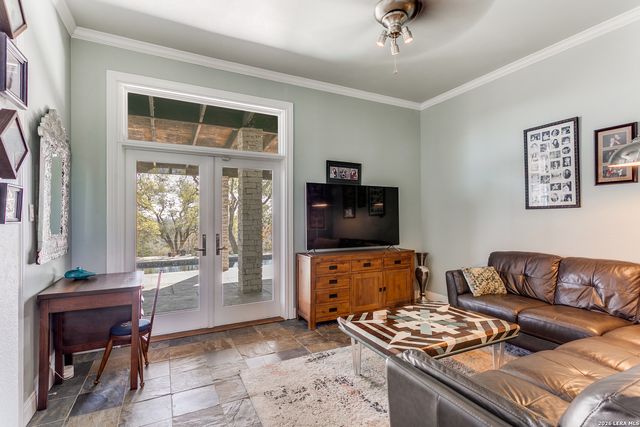 27359 Smithson Valley, San Antonio, TX 78261