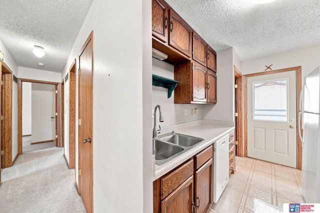 1610 SW 8th Street, Lincoln, NE 68522