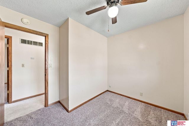1610 SW 8th Street, Lincoln, NE 68522