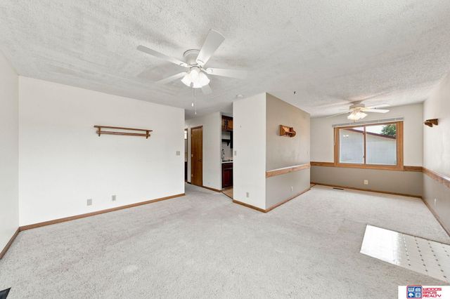1610 SW 8th Street, Lincoln, NE 68522