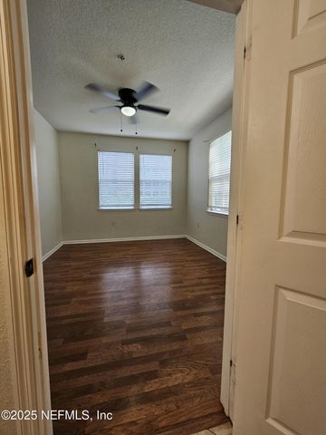 8550 TOUCHTON Road 218, Jacksonville, FL 32216