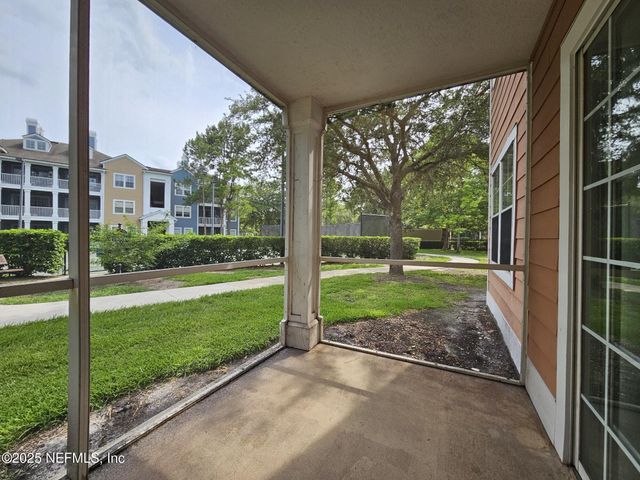 8550 TOUCHTON Road 218, Jacksonville, FL 32216