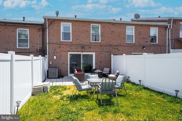 221 GOODFORD RD, Philadelphia, PA 19154