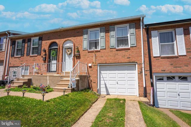 221 GOODFORD RD, Philadelphia, PA 19154