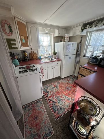 969 Plymouth Street 5, Abington, MA 02351