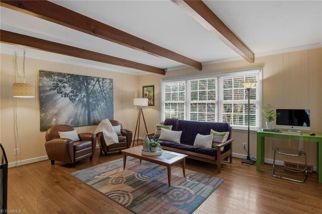 520 Staffordshire Road, Winston-salem, NC 27104