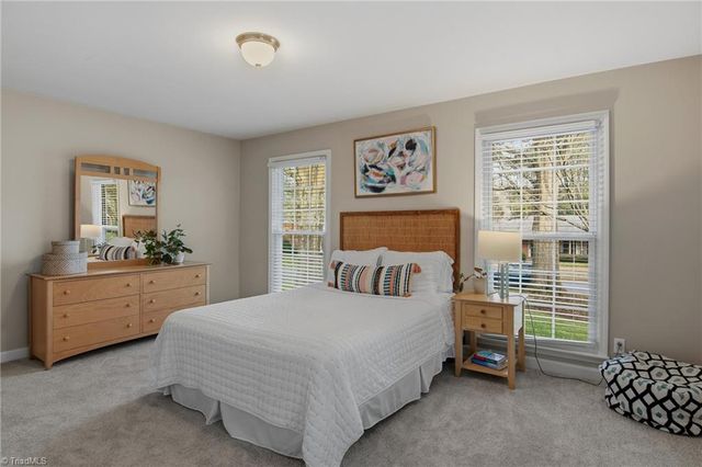 520 Staffordshire Road, Winston-salem, NC 27104