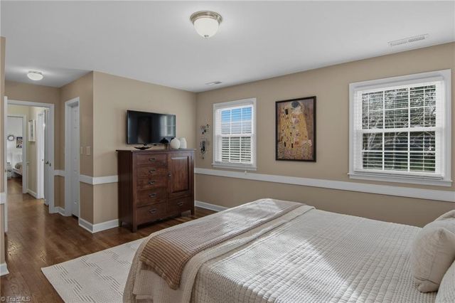 520 Staffordshire Road, Winston-salem, NC 27104