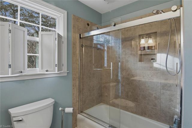 520 Staffordshire Road, Winston-salem, NC 27104