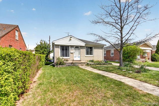 17706 Centralia, Redford, MI 48240