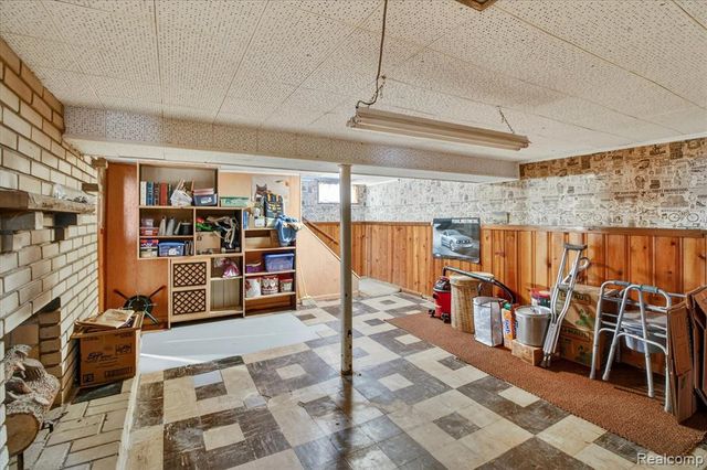 17706 Centralia, Redford, MI 48240