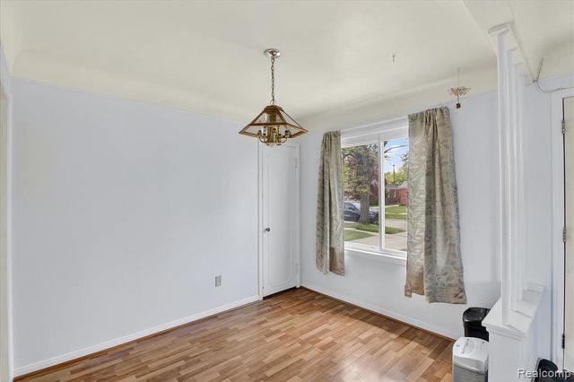 17706 Centralia, Redford, MI 48240