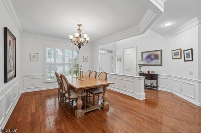 2 Constitution Ln, Totowa Boro, NJ 07512