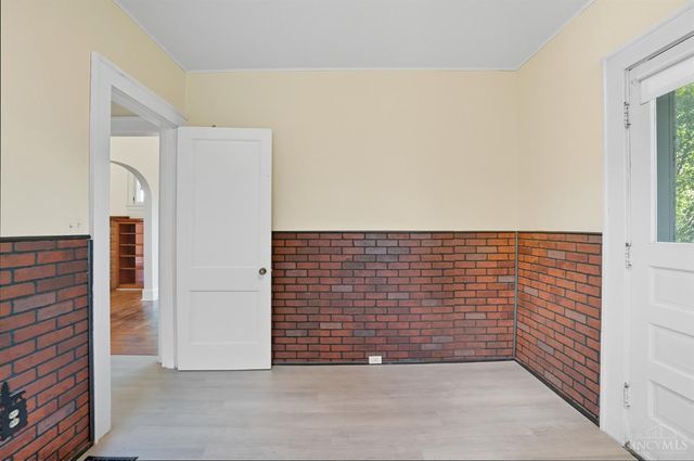 3017 Hull Avenue, Cincinnati, OH 45211