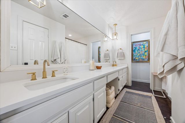 6602 Mesa Hollow DR, Austin, TX 78750