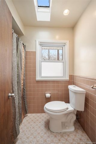 29266 Southgate Drive, Southfield, MI 48076