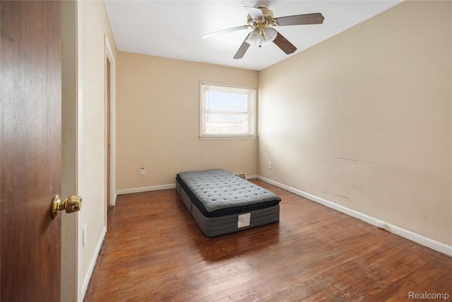 29266 Southgate Drive, Southfield, MI 48076