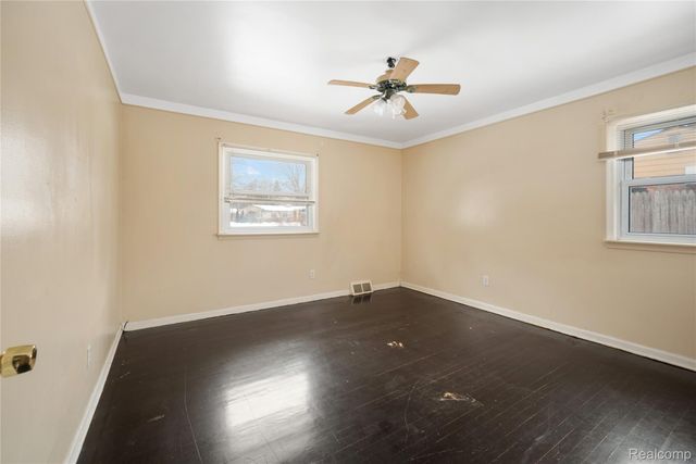 29266 Southgate Drive, Southfield, MI 48076