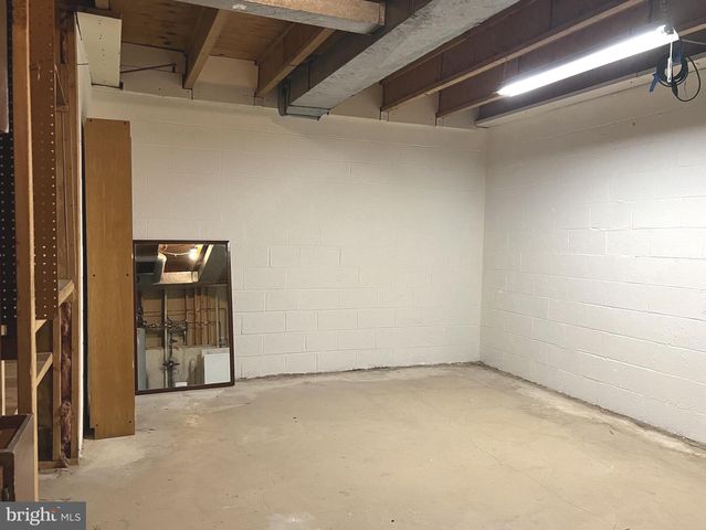 8729 SHERIDAN FARMS CT, Springfield, VA 22152