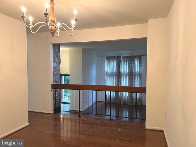 8729 SHERIDAN FARMS CT, Springfield, VA 22152